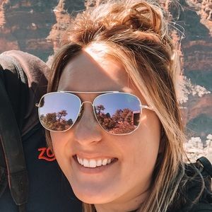 Meet your Posher, Marissa